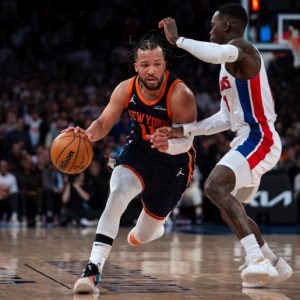 Pistons snap record playoff losing streak, win Game 2 against Knicks
