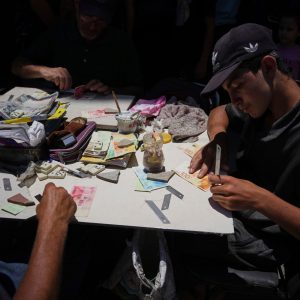 This is what happens when money dies