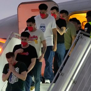 US appeals court blocks Trump use of Alien Enemies Act in deportation drive