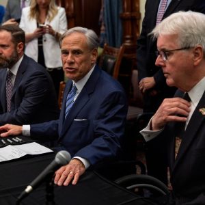 Private school vouchers head to Abbott’s desk to become law