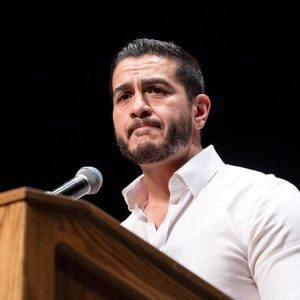 ‘Doctor’ El-Sayed’s bizarre health hustle raises campaign headache: ‘Moon Juice Brain Dust’
