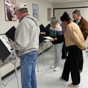 In Guadalupe County, an elections academy aims to strengthen residents’ trust in voting