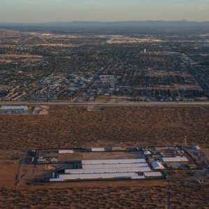 Seis muertes en seis semanas: Lo que hay que saber sobre las detenciones de ICE en Texas