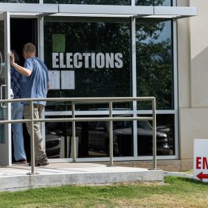 Texas lawmakers scrap new measure allowing late voter registration changes