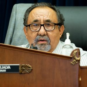 Arizona Republicans choose nominee to replace late rep in deep-blue border district