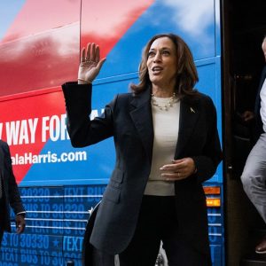 Harris campaign ‘internal worries about cohesiveness’ surface: report