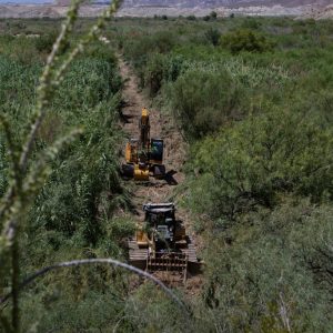 Lawsuit seeks to stop Big Bend border wall construction
