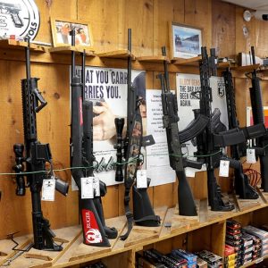 Supreme Court staying away from Illinois gun ban cases as Thomas seeks ‘more guidance’ on protected weapons