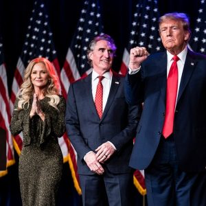 Burgum touts ‘much closer’ relationship with Trump while stumping for former president in battleground state