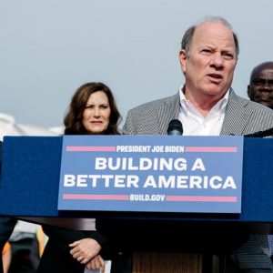 Former Detroit mayor blows governor’s race wide open in surprise move