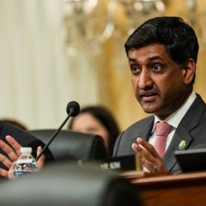 Influential lawmaker demands ‘old guard must go,’ calls for ‘rebirth’ of Democratic Party