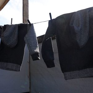 Video: Palestinian woman creates clothes from blankets in Gaza