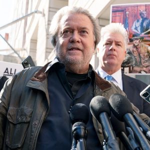Steve Bannon has two-word answer to dismiss 2028 presidential candidacy rumor