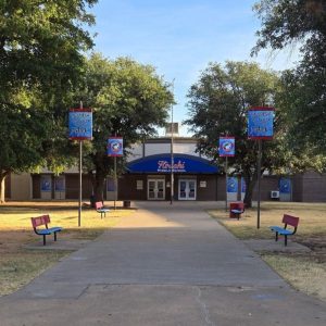 Strict schedules, long days, high pay: What Waco schools can expect from new charter operator