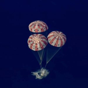 Moment Artemis II splashes down after moon mission