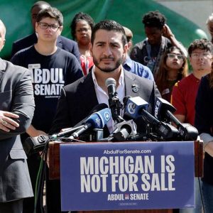 El-Sayed torched online after uneasy union member struggles through campaign event