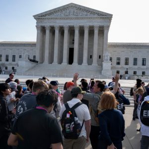 US Supreme Court to hear constitutional test of birthright citizenship