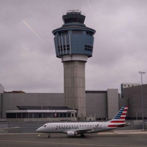 FAA investigates airlines for potential flight cut compliance violations during government shutdown