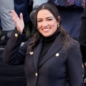 AOC says politicians, especially Democrats, should promise not to accept ‘AI money’