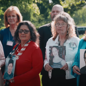 Angel moms whose kids were killed by illegal immigrants celebrate Trump’s White House lawn ‘justice’ crusade
