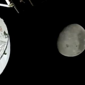 Artemis II astronaut tells Trump what communication blackout was like: ‘I said a little prayer’