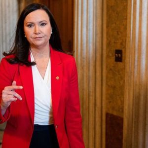 Senators unveil bill to combat financial aid fraud by ‘ghost students’