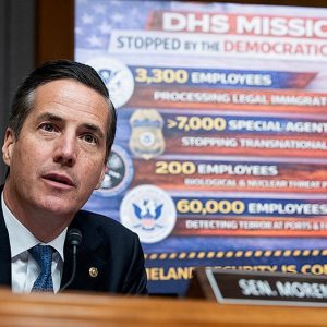 ‘How do you sleep at night?’ Moreno slams ‘disgraceful’ shutdown leaving 260,000 workers without pay