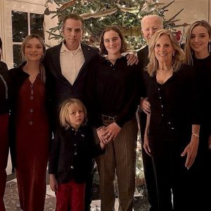 Biden nearly invisible in own Christmas family photo as Hunter takes center stage