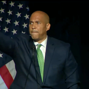 Booker slammed for alleged ‘Nazi salute’ to Cali Dems just months after Musk was dragged for same gesture
