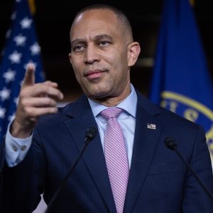 Republicans block Jeffries’ gambit to curb Trump’s Iran war powers