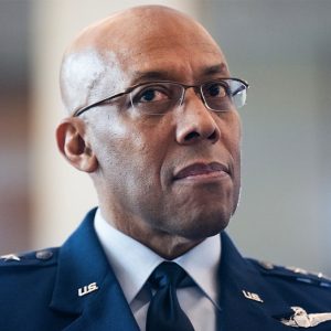 Joint Chiefs chairman heads to US-Mexico border to review troops