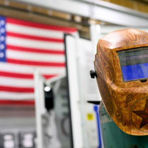 Trump bet tariffs would bring back American factory jobs. New report says it didn’t work