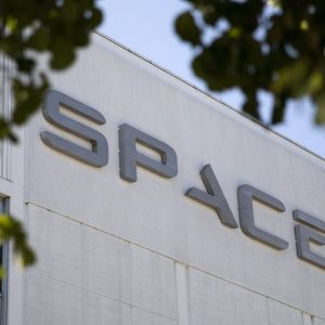 Elon Musk’s SpaceX engineers deployed to FAA to help modernize air traffic control