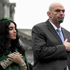 Fetterman urges Minneapolis ICE op to stand down as city spirals to ‘ungovernable and dangerous’ levels