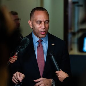 Hakeem Jeffries left scrambling after child reporter asks why voters view Democrats so negatively