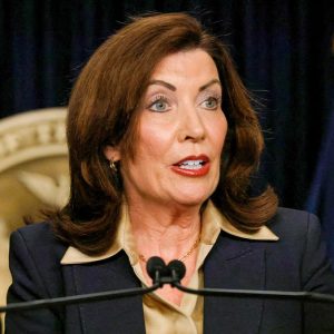 Hochul hauls in big bucks amid lackluster poll numbers and calls to endorse Mamdani