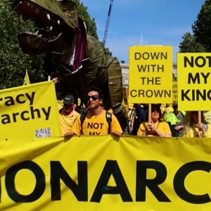 ‘No Kings’ protest outside Buckingham Palace