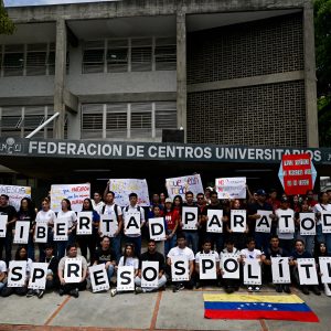Students in Caracas to demand release of political prisoners