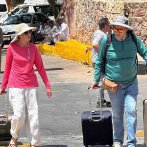 State Department says it has provided guidance to more than 25,000 people in Israel, West Bank and Iran