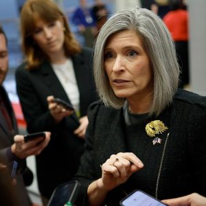 Federal employees in the hot seat as GOP senator pushes transparency proposal: ‘Historic opportunity’