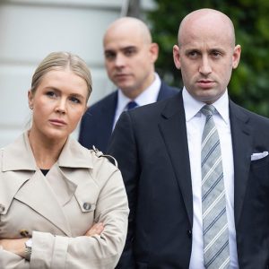 White House reveals highest-paid staffers – and 8 taking no salaries
