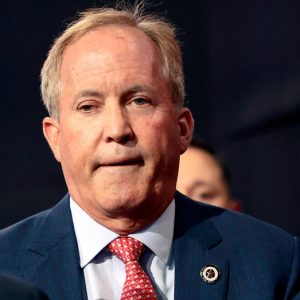 Texas asks Illinois court to enforce arrest warrants for Democratic lawmakers