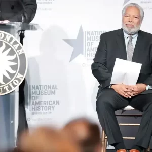 Supreme Court chief justice praises outgoing Smithsonian leader who was under pressure from Trump admin