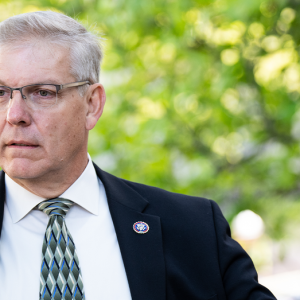 GOP lawmaker rolls out MERIT Act to restructure federal workforce based on private sector model