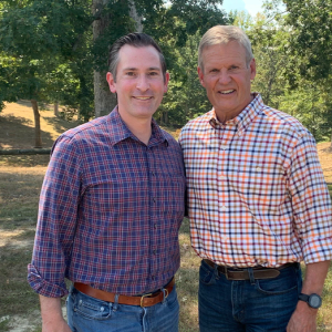 Tennessee governor backs military veteran just days before crowded primary election