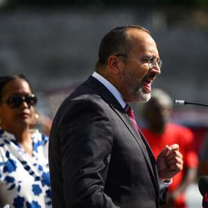 Non-citizen police officers approved after Dem says ICE ‘invasion’ ‘sends a message’