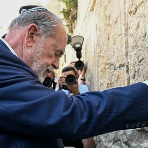 Huckabee visits iconic holy site in Israel, delivers Trump’s prayer for peace