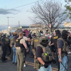 Anti-ICE agitators clash with federal agents outside New Jersey detention center as tensions escalate
