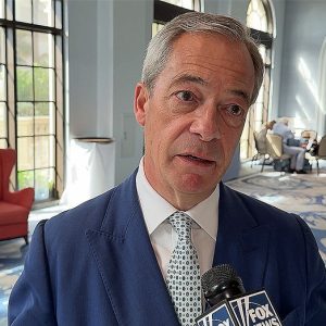 Farage slams British prime minister for ‘extraordinary’ lack of support for Trump’s Iran strikes