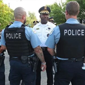 Major city police unions support federal troop deployments, but local leaders are pushing back